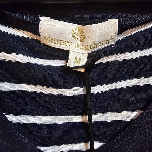 Simply Southern NWT sequin tee M - Picture 4 of 6